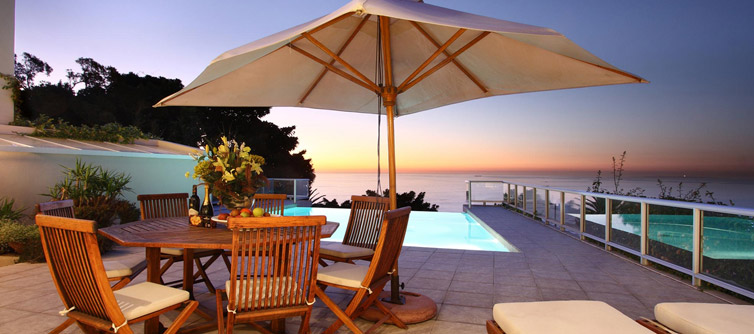 Luxurious Bantry Bay Holiday Villas and Apartments to Rent